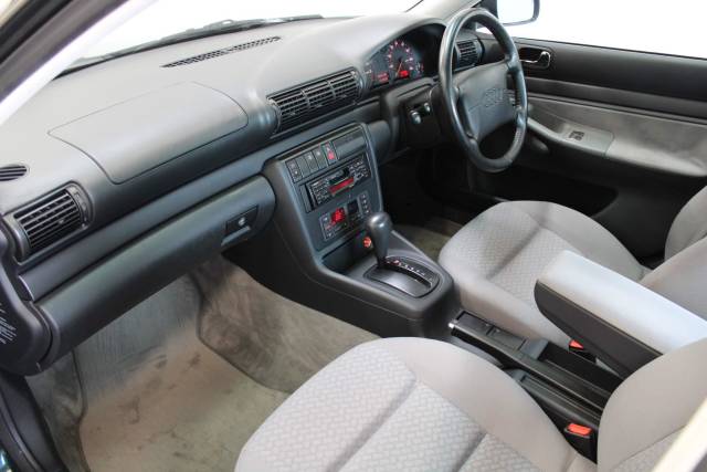 1995 Audi A4 1.8 SE 4dr Auto